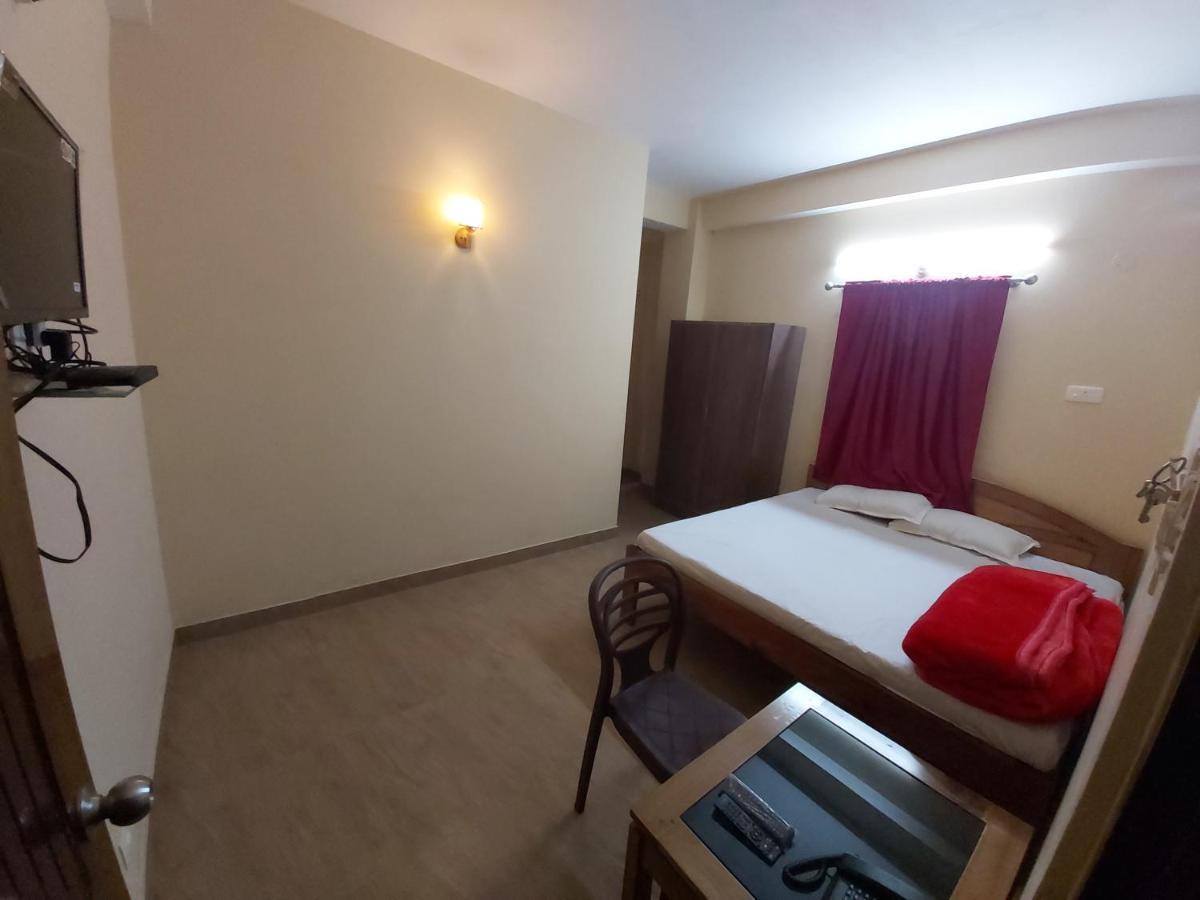 Baba Guest House Шилонг Екстериор снимка